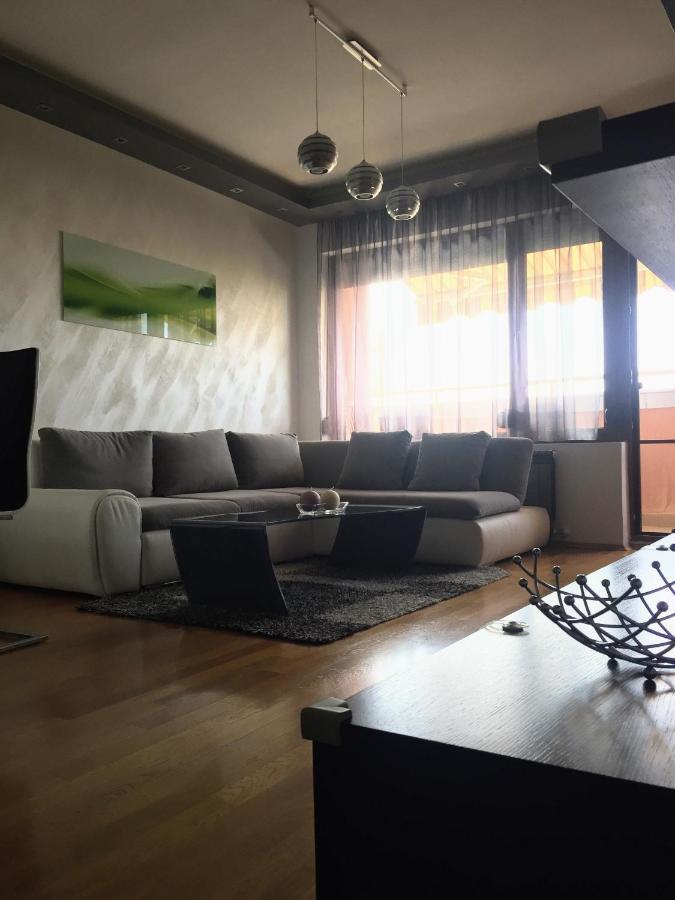 Luxury Panoramic Seaside Apartment 부르가스 외부 사진