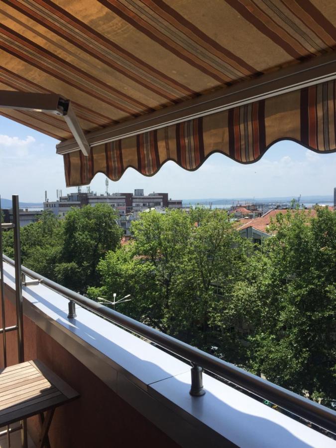 Luxury Panoramic Seaside Apartment 부르가스 외부 사진